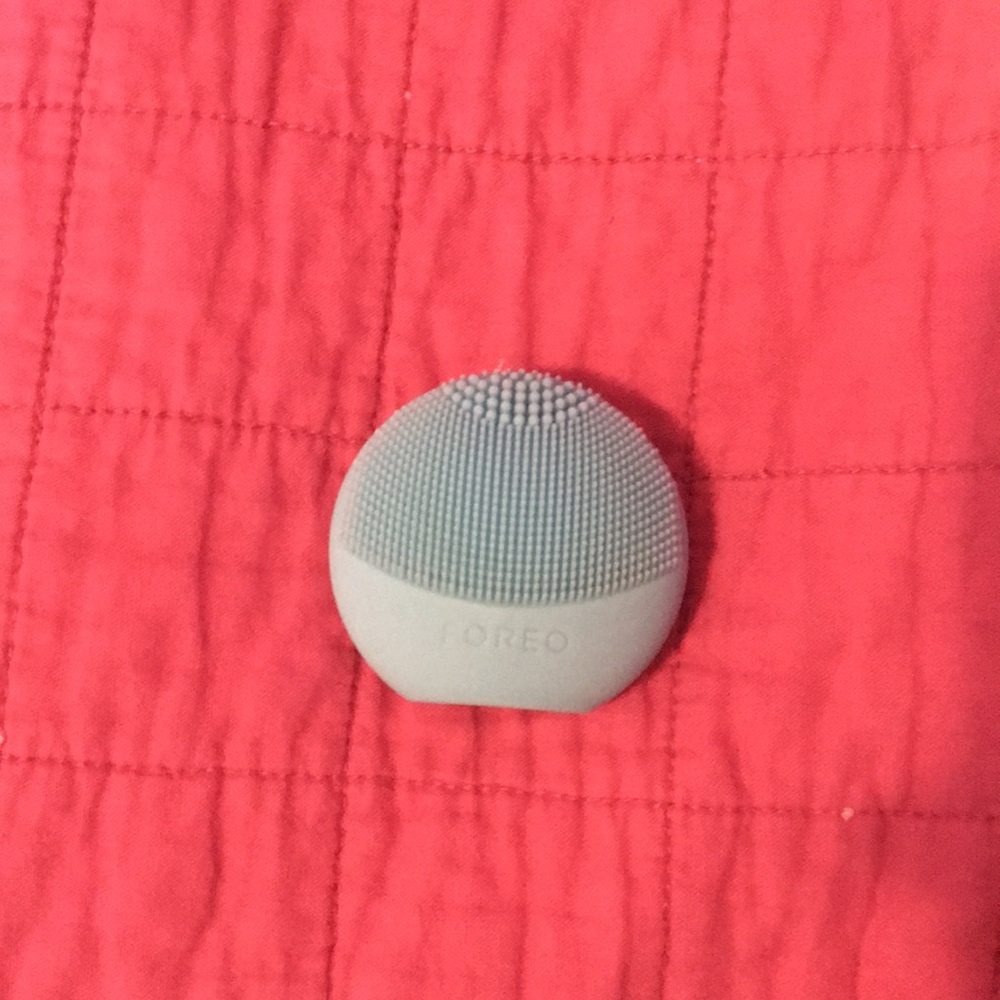 foreo play